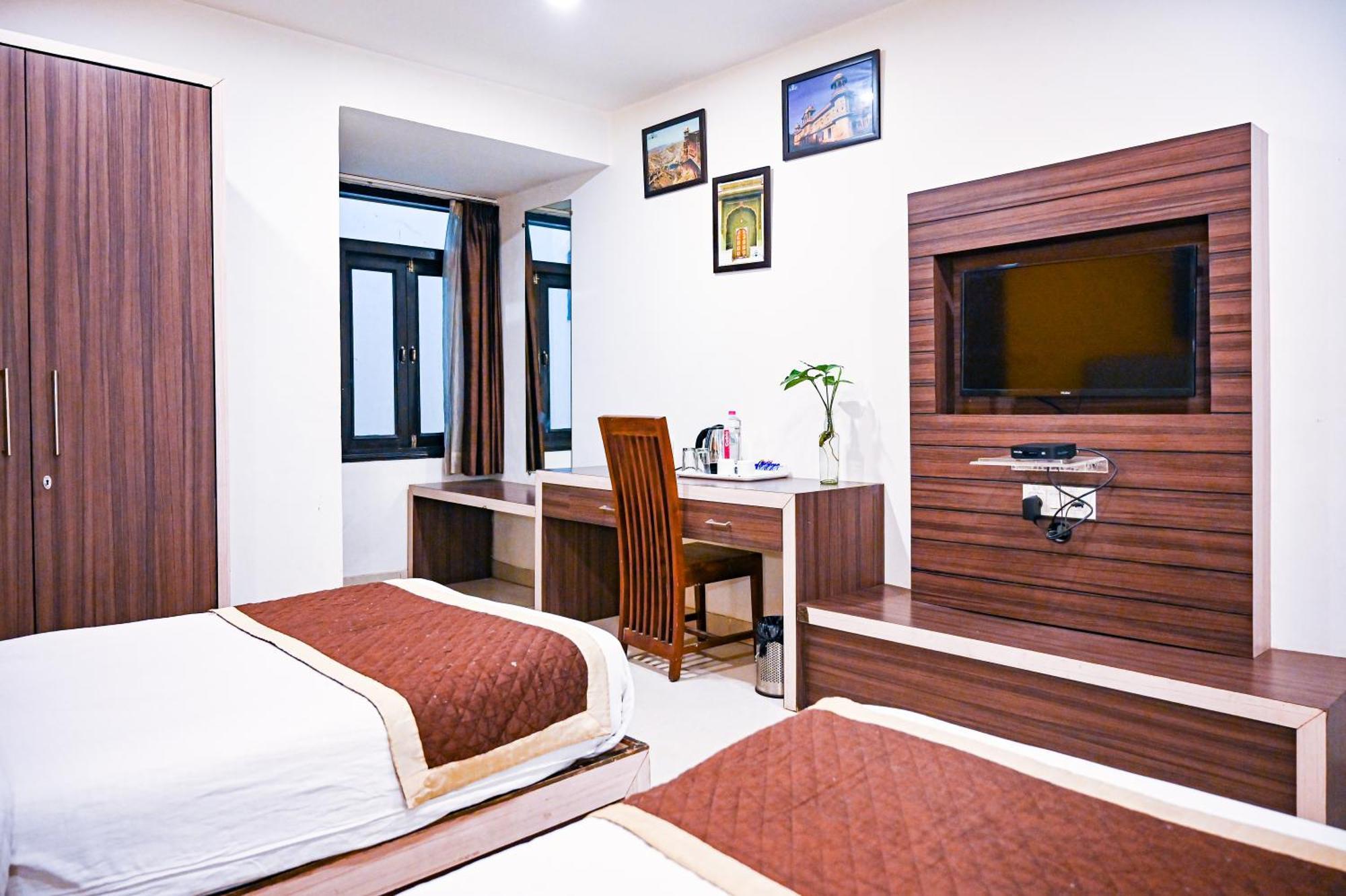 Hotel Dodas Palace Jaipur Luaran gambar